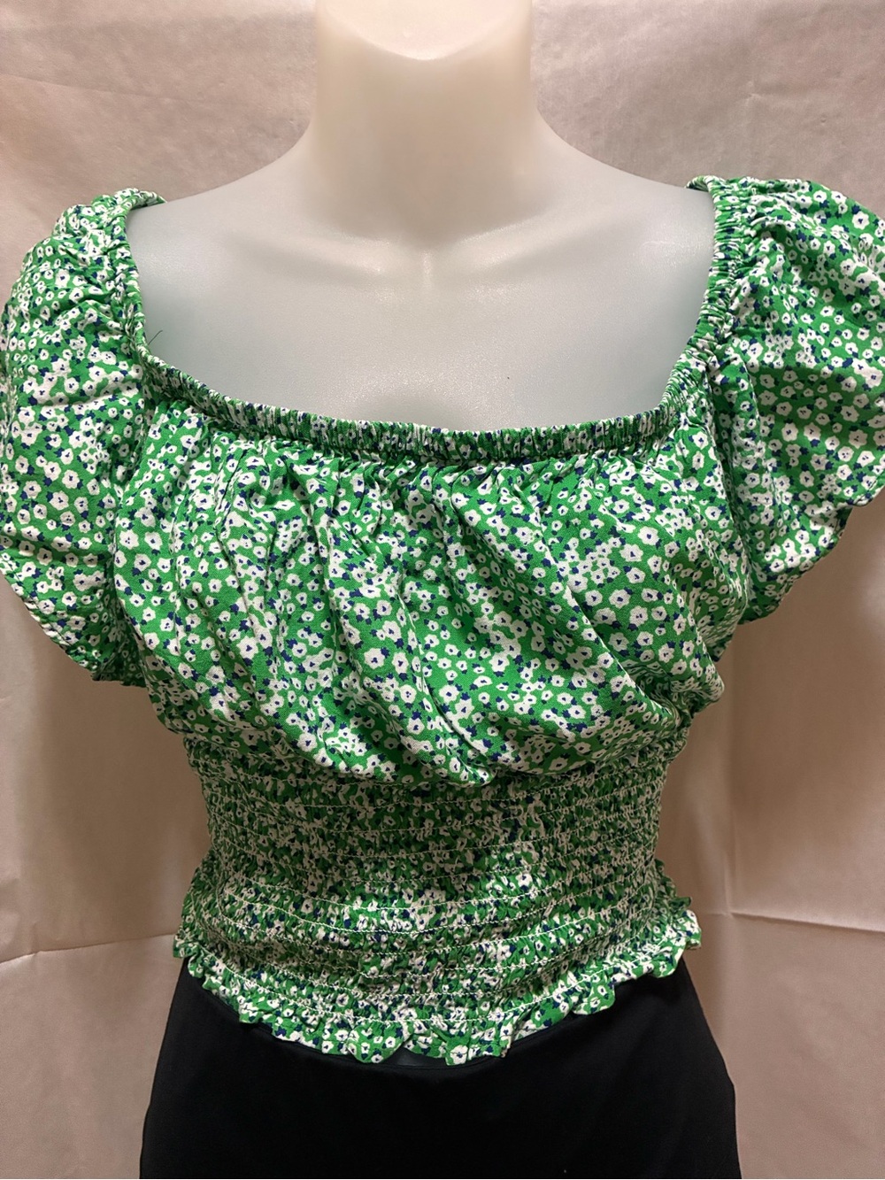 Green Floral Smocked Crop Top with Puff Sleeves